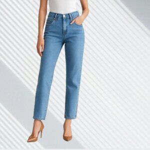 Michael Kors studded pocket bootcut jeans size 8 light wash EUC 30 in waist